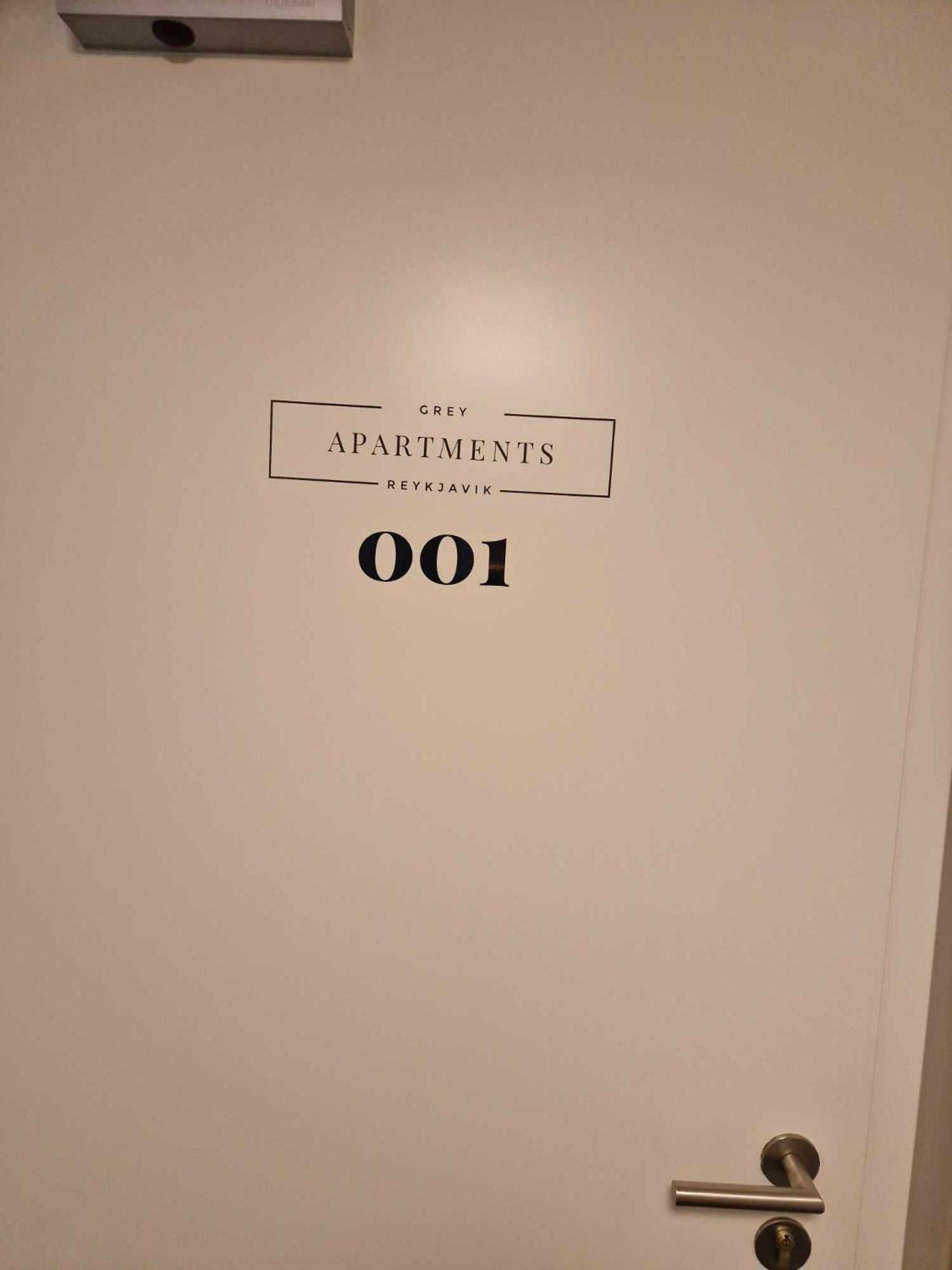 เวสตูร์กาตา Apartment เรคยาวิก ภายนอก รูปภาพ